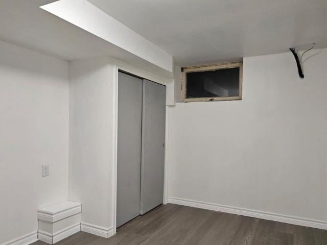 For Lease 22 Northpark Road, Barrie, Ontario