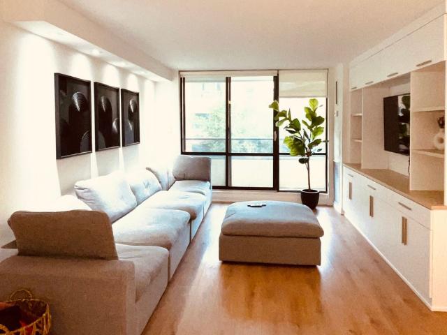 For Lease 22 Shallmar Boulevard Unit# 402, Toronto, Ontario
