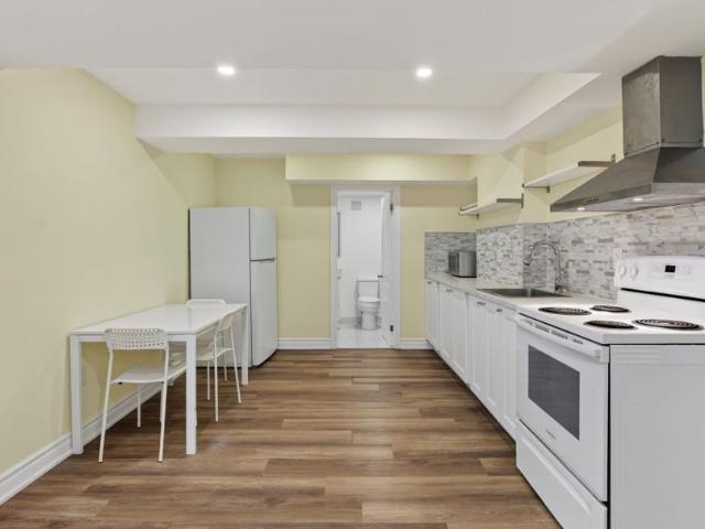 For Lease 22 Rockwood Crescent Unit# Basement, Vaughan, Ontario