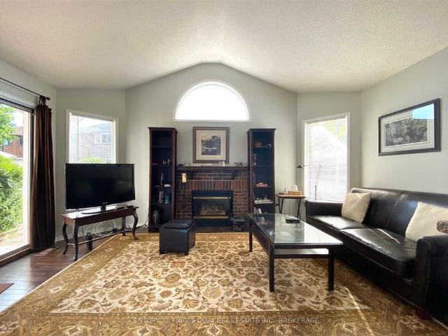 For Lease 22 Rush Road, Aurora, Ontario