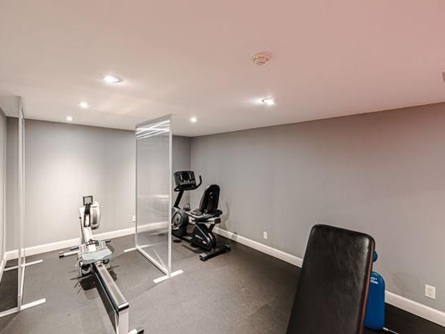 For Lease 22 Wellesley Street Unit# 807, Toronto, Ontario