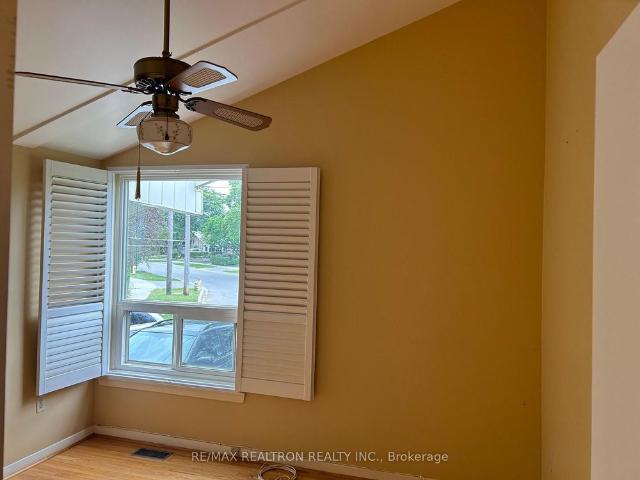 For Lease 22 Tanjoe Crescent, Toronto, Ontario