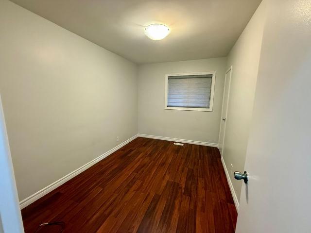 For Lease 234 Erb Street Unit# UPPER, Waterloo, Ontario