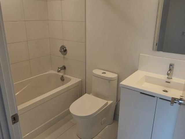For Lease 234 Simcoe Street Unit# 1902, Toronto, Ontario