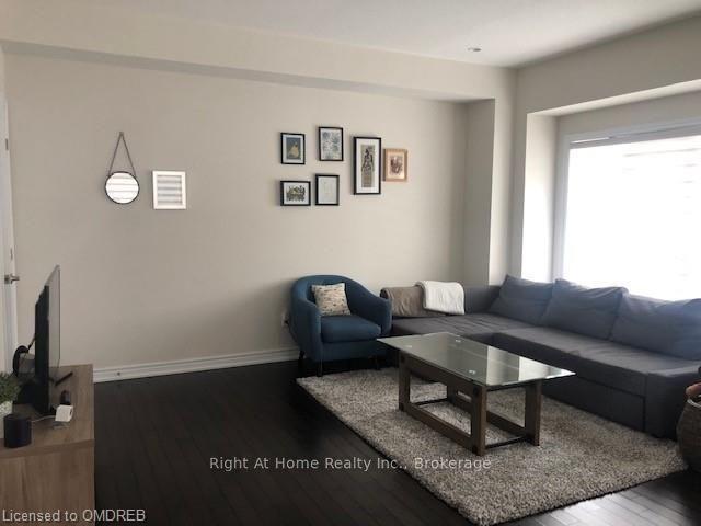 For Lease 2353 NATASHA Circle, Oakville, Ontario