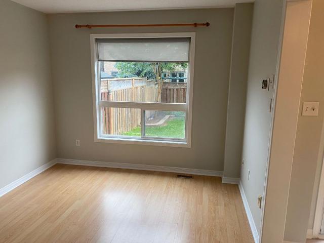 For Lease 2351 Newcastle Crescent, Oakville, Ontario