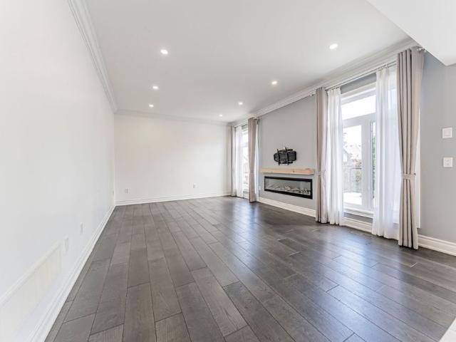 For Lease 2357 Rideau Drive, Oakville, Ontario