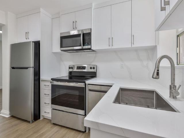 For Lease 2367 1/2 Queen Street Unit# B, Toronto, Ontario