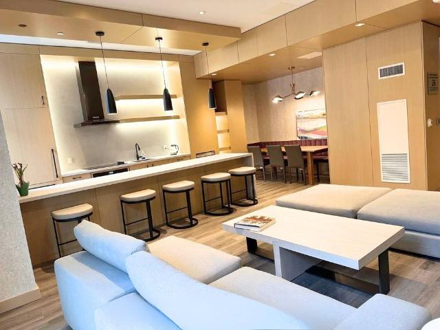 For Lease 2369 Danforth Avenue Unit# 616, Toronto, Ontario