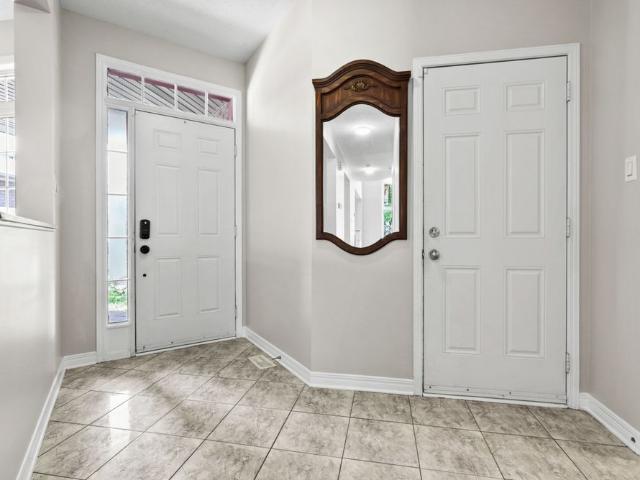 For Lease 236 COLBERT Crescent, Hunt Club South Keys and Area, Ontario