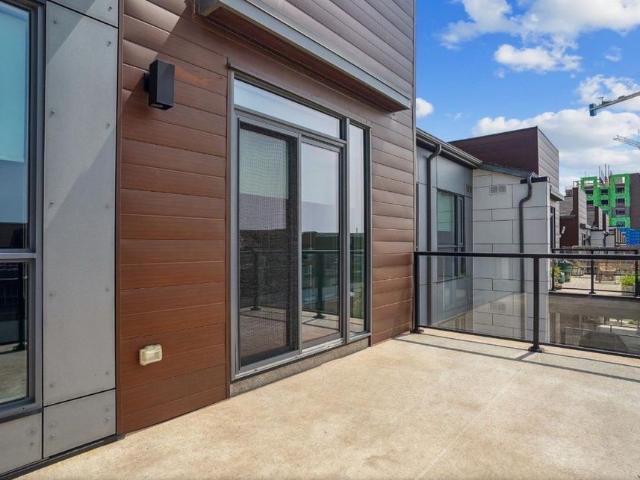For Lease 2388 Khalsa Gate Unit# 308, Oakville, Ontario