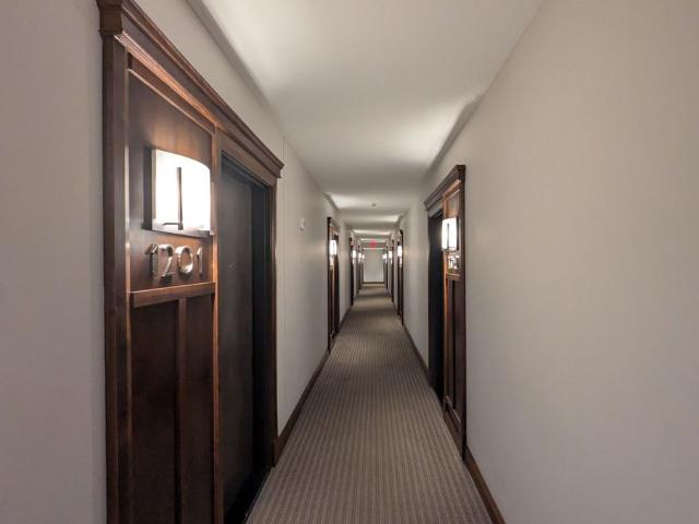 For Lease 238 BESSERER Street Unit# 1201, Lower Town Sandy Hill, Ontario
