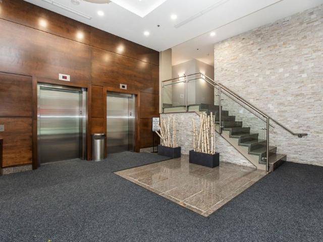 For Lease 238 BESSERER Street Unit# 807, Lower Town Sandy Hill, Ontario