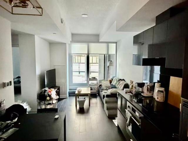 For Lease 238 Simcoe Street Unit# 707, Toronto, Ontario