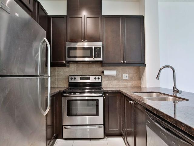For Lease 2396 Major Mackenzie Drive Unit# 108, Vaughan, Ontario