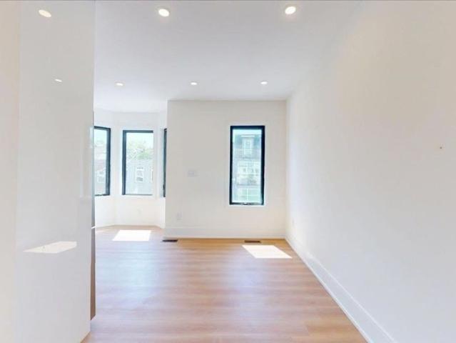 For Lease 239 Christie Street Unit# Unit 2, Toronto, Ontario