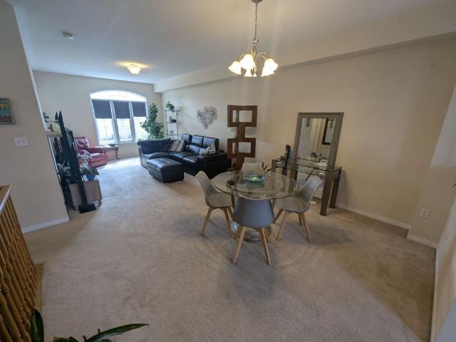 For Lease 2307 Sutton Drive, Burlington, Ontario