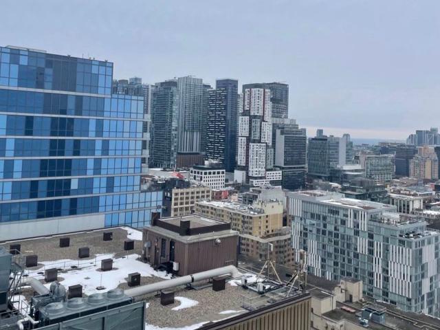 For Lease 230 simcoe Street Unit# 2117, Toronto, Ontario