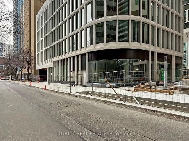 For Lease 230 Simcoe Street Unit# 2713, Toronto, Ontario