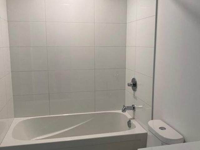 For Lease 230 Simcoe Street Unit# 2911, Toronto, Ontario