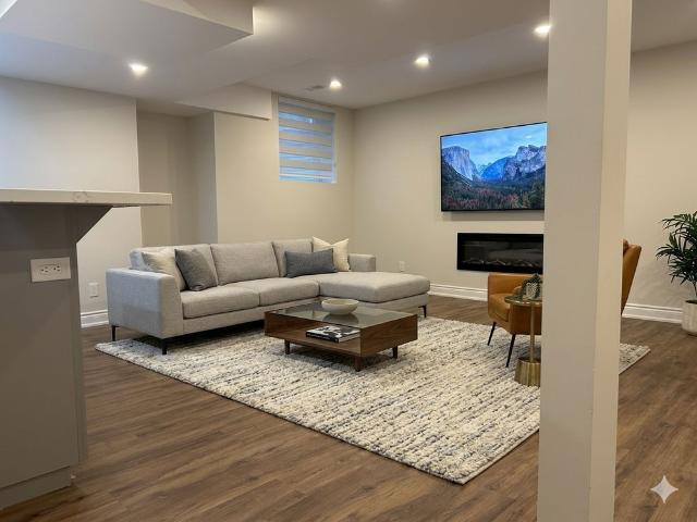 For Lease 2318 Valley Forest Way Unit# Lower, Oakville, Ontario
