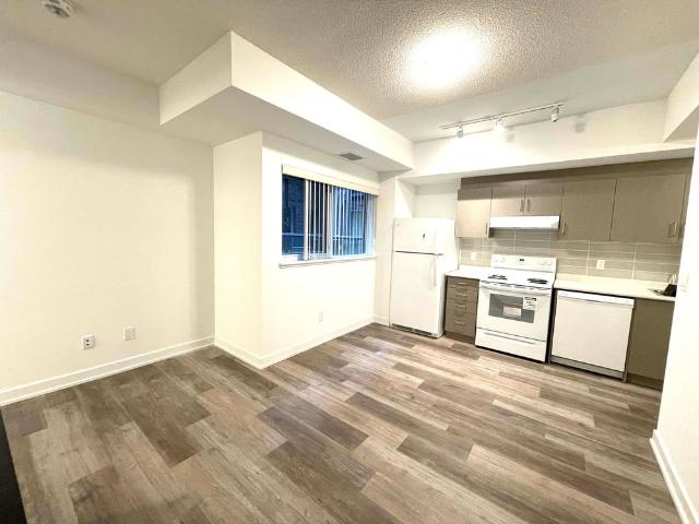 For Lease 231 College Street Unit# 202R, Toronto, Ontario