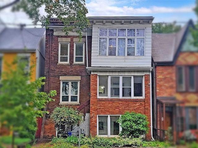 For Lease 233 BORDEN Street Unit# UPPER LEVEL, Toronto, Ontario