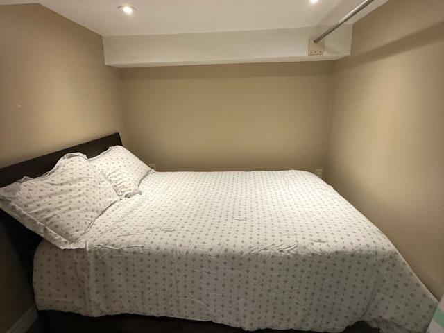 For Lease 23 Algoma Street Unit# Bsmt, Toronto, Ontario