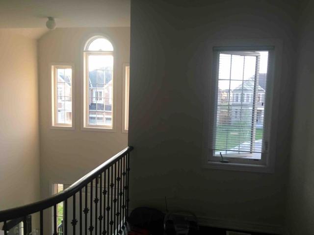 For Lease 23 Boland Court Unit# 1 Bdrm Upper Level, Aurora, Ontario