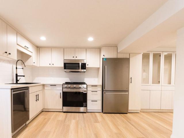 For Lease 23 Decarie Circle Unit# Bsmt, Toronto, Ontario