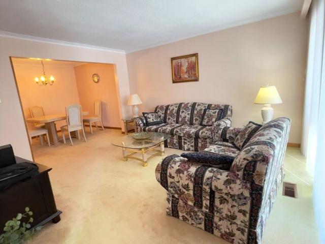 For Lease 23 St. Paschal Court Unit# Room #1, Toronto, Ontario