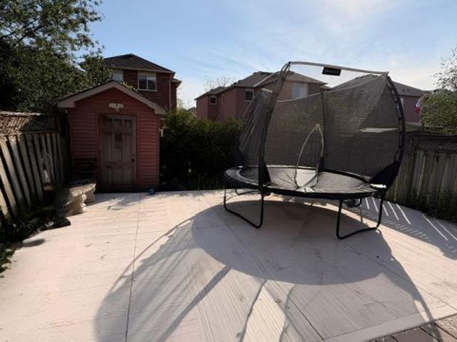 For Lease 2443 Newcastle Crescent, Oakville, Ontario