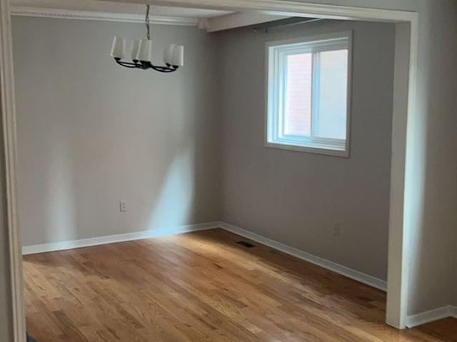 For Lease 2441 Strathmore Crescent, Mississauga, Ontario