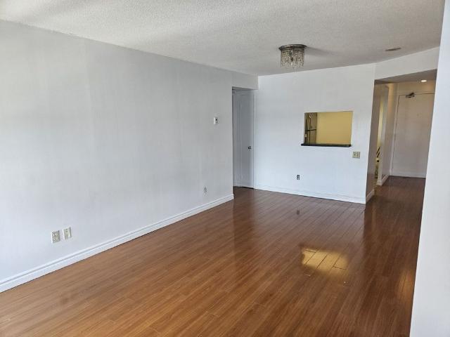 For Lease 2460 Eglinton Avenue Unit# 901, Toronto, Ontario