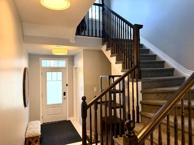 For Lease 246 Atima Circle, Barrhaven, Ontario