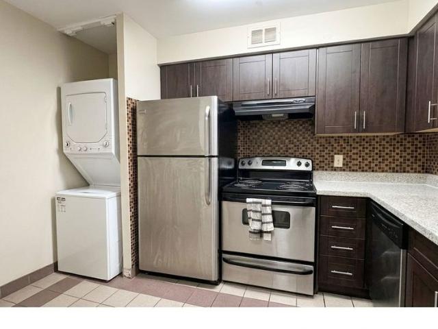 For Lease 2470 Eglinton Avenue Unit# 106, Toronto, Ontario
