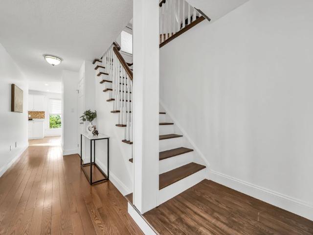 For Lease 2479 Grindstone Court, Mississauga, Ontario