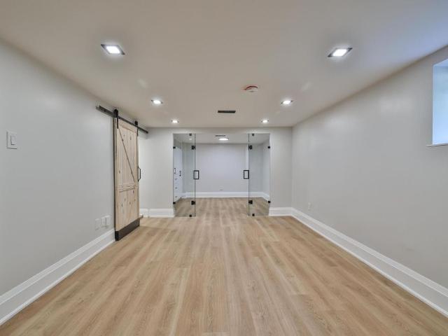 For Lease 248 Garden Avenue Unit# Lower, Toronto, Ontario
