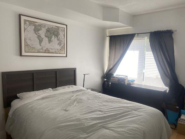 For Lease 2495 Dundas Street Unit# 208, Toronto, Ontario
