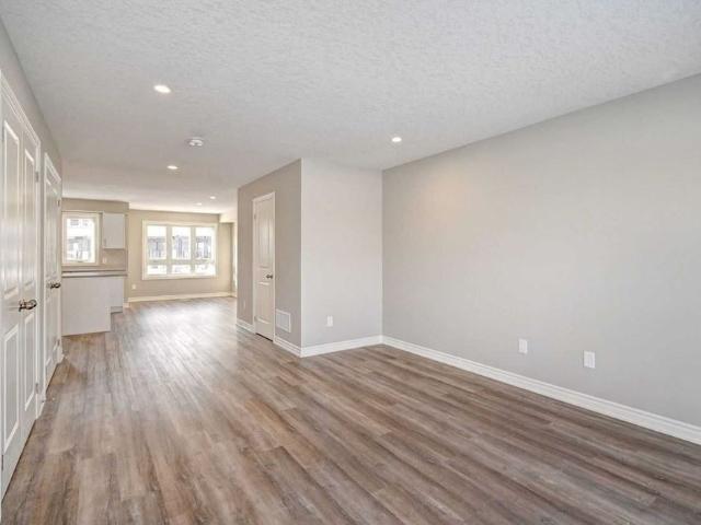 For Lease 249 Chapel Hill Drive, Kitchener, Ontario