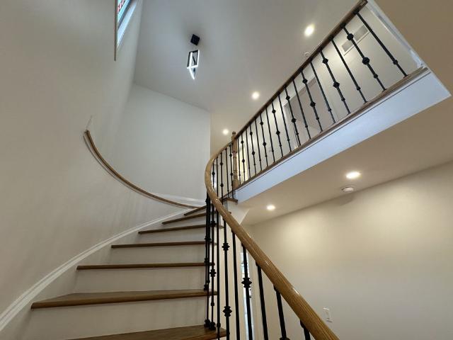 For Lease 249 Rushbrook Drive, Newmarket, Ontario
