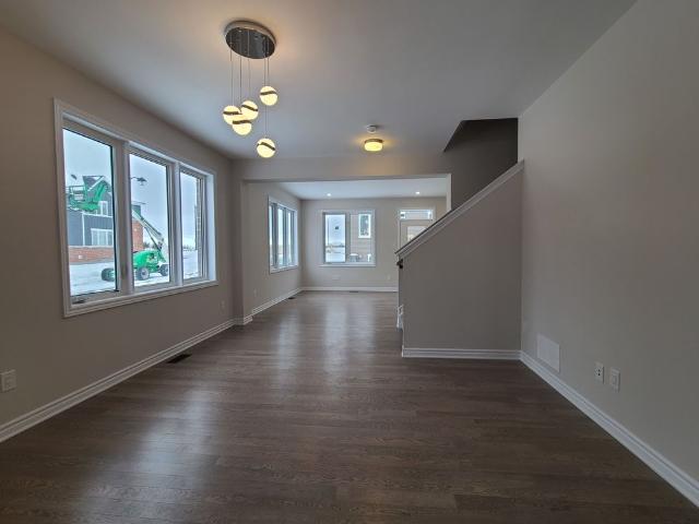 For Lease 241 Surface Lane, Barrhaven, Ontario