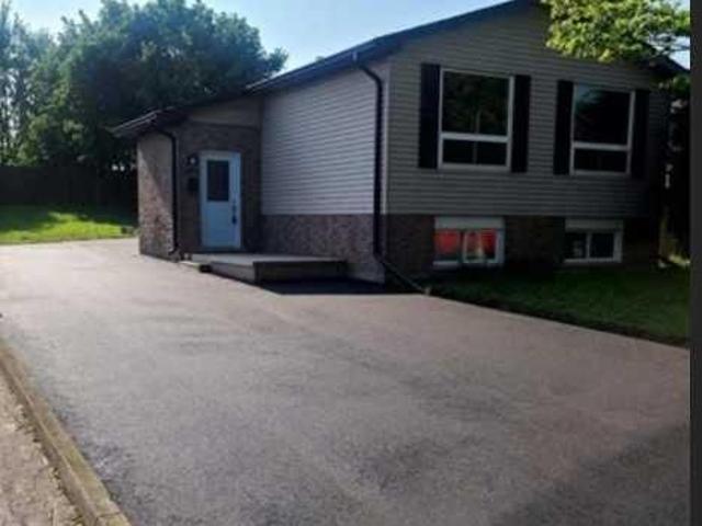 For Lease 24 Chilton Drive, Hamilton, Ontario