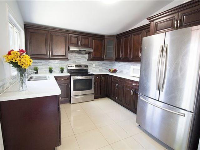 For Lease 24 Highbrook Drive, Toronto, Ontario