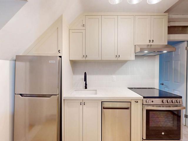 For Lease 24A Woodside Avenue Unit# Unit 3, Toronto, Ontario
