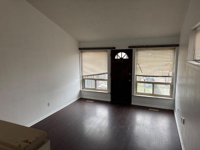 For Lease 254 John Garland Boulevard Unit# 150, Toronto, Ontario