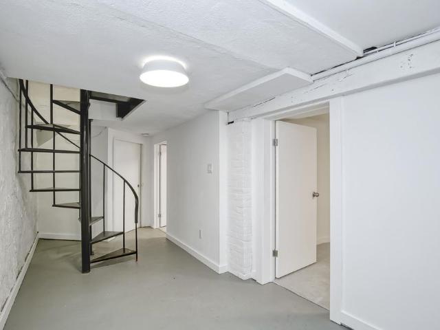 For Lease 254A Carlton Street, Toronto, Ontario