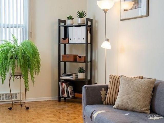 For Lease 2550 Pharmacy Avenue Unit# 1706, Toronto, Ontario