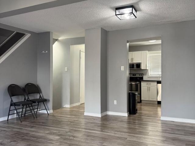 For Lease 255 Northlake Drive Unit# 6, Waterloo, Ontario