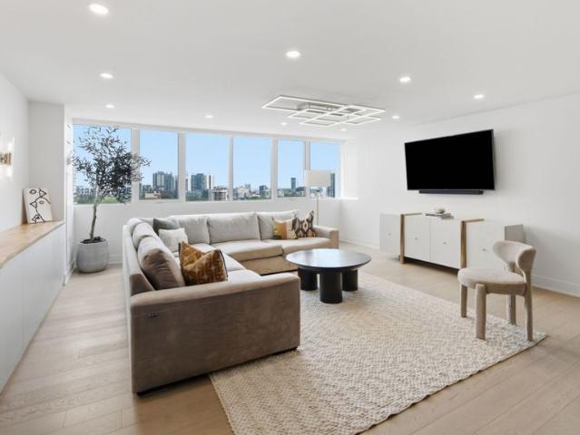 For Lease 256 Jarvis Street Unit# 15C, Toronto, Ontario